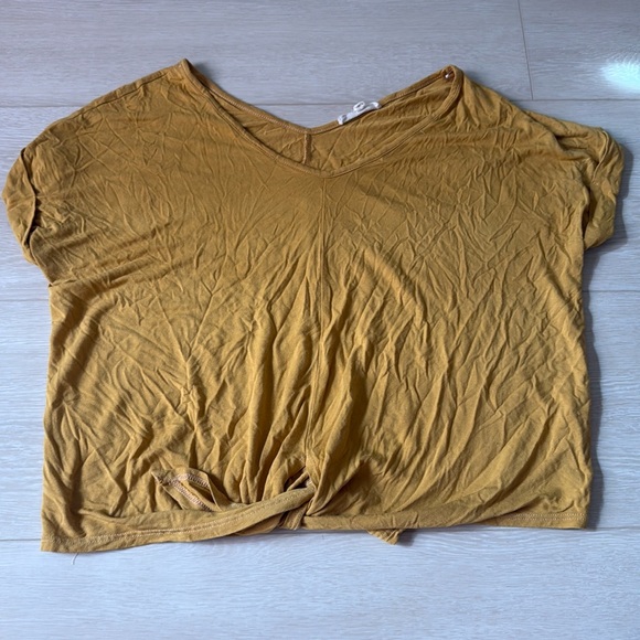 Wasabi + Mint Yellow Crop Tie Knot Top - Picture 1 of 6